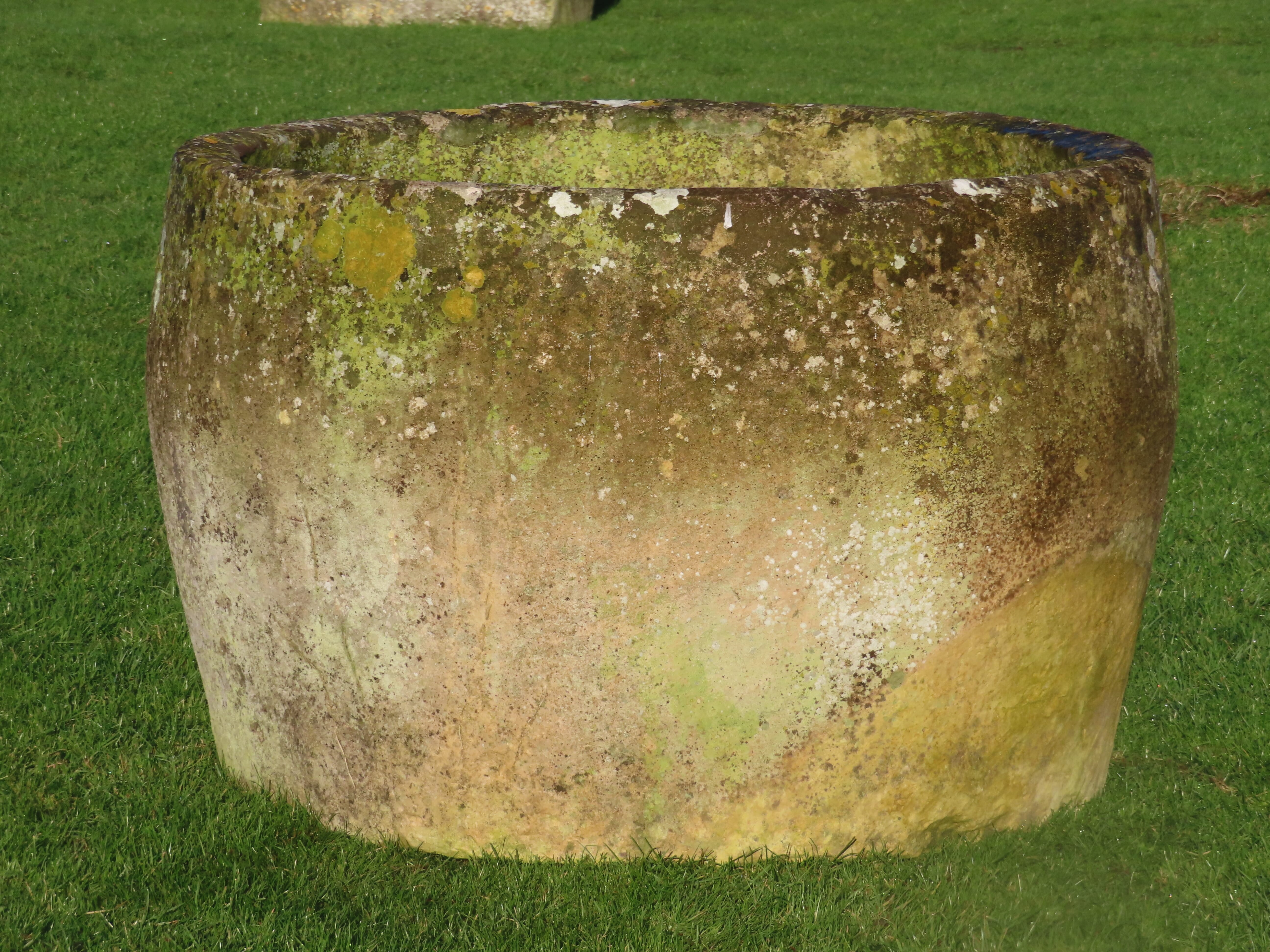 garden-antique-round-stone-trough